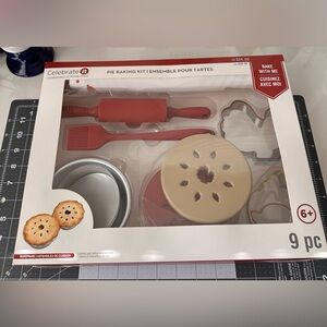 Celebrate It  Bake With Me  Pie Baking Kit
